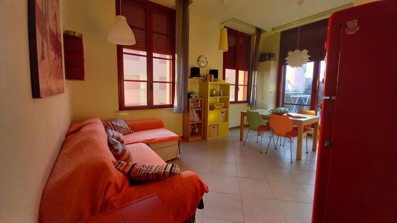 Appartement Accesso Diretto Sul Mare Maredilucecala à Calambrone Extérieur photo